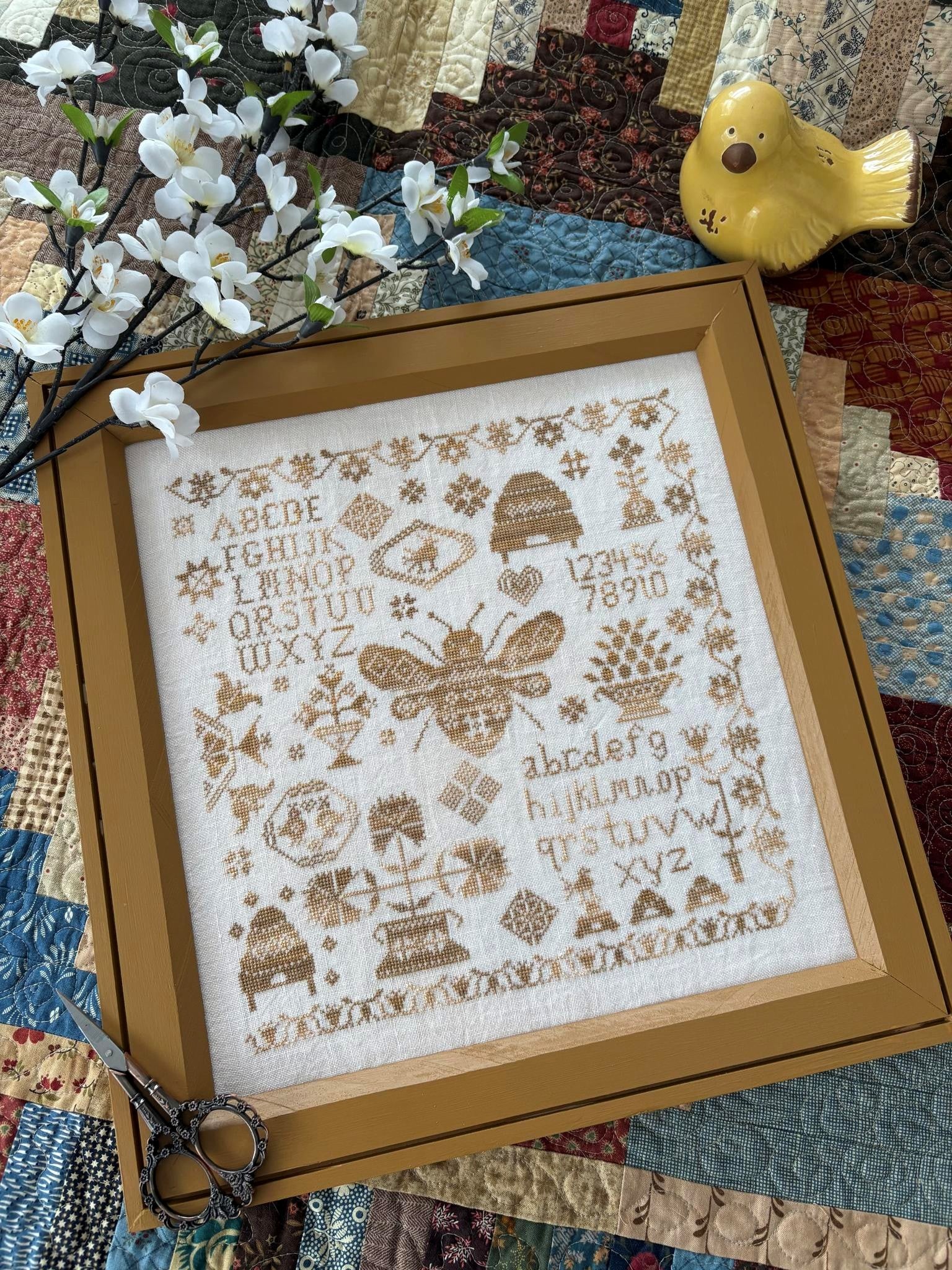 Preorder - Honey Bee Sampler by Pansy Patch Quilts and Stitchery Nashville Exclusive