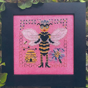 Queen Bee by Bendy Stitchy